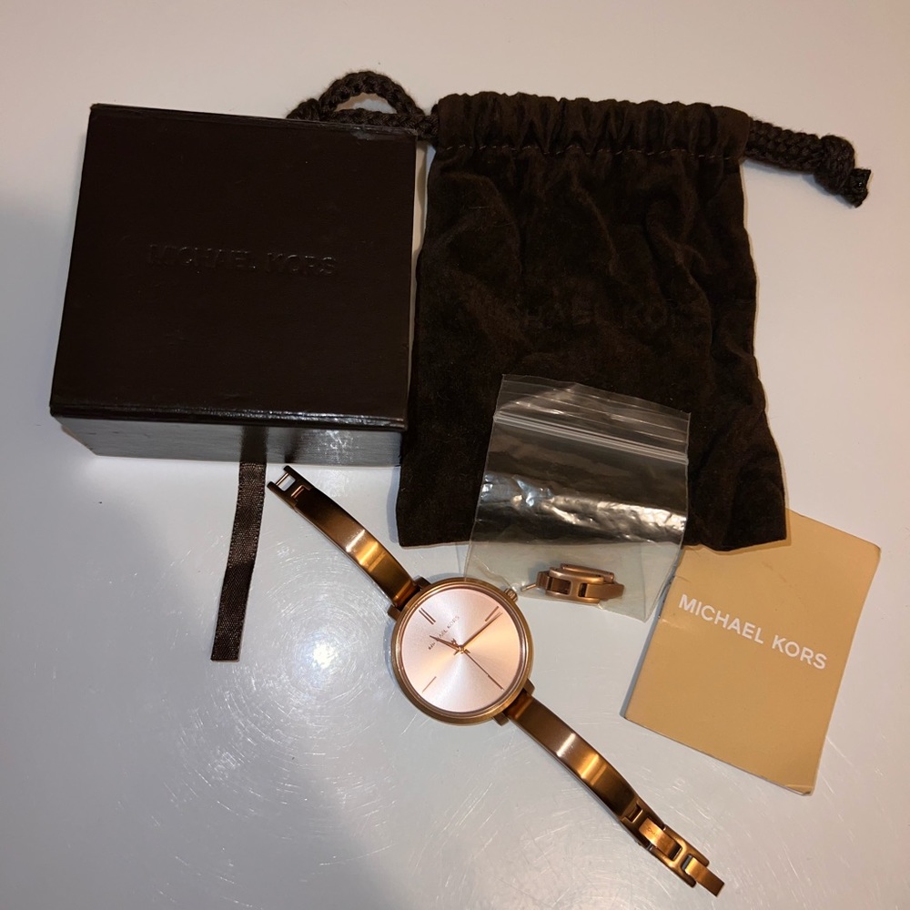 Michael Kors Watch (Rose Gold)